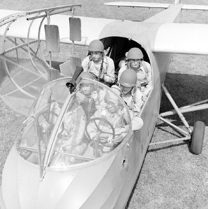 WWII glider 1.jpg